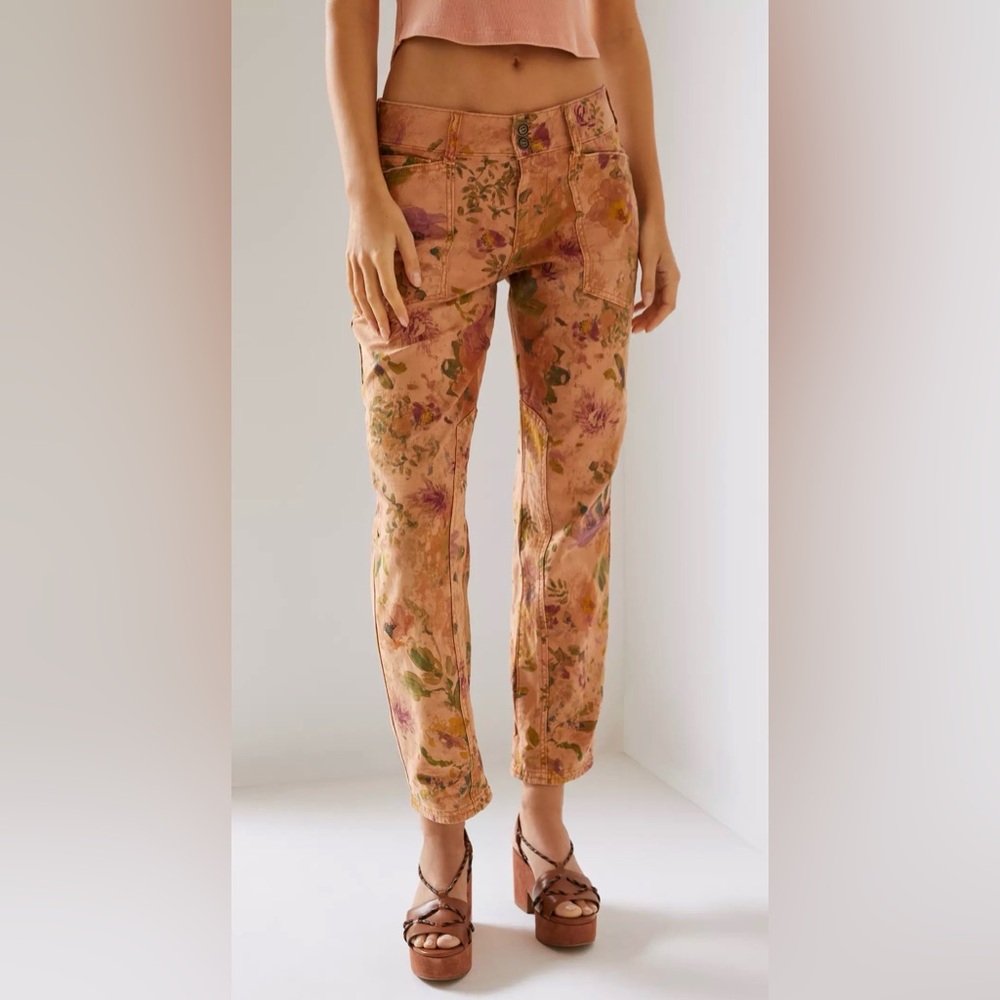 Anthropologie Pilcro The Wanderer Low-Rise Pants